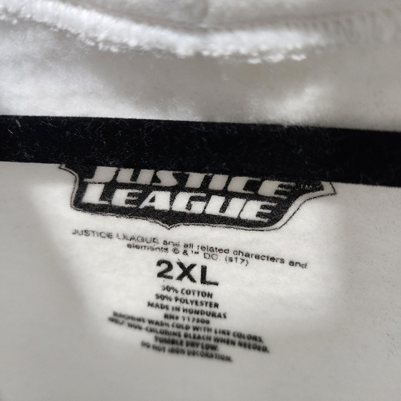 Justice League White Hoodie Superhero Graphic Print size 2 XL NWOT - Picture 2 of 4